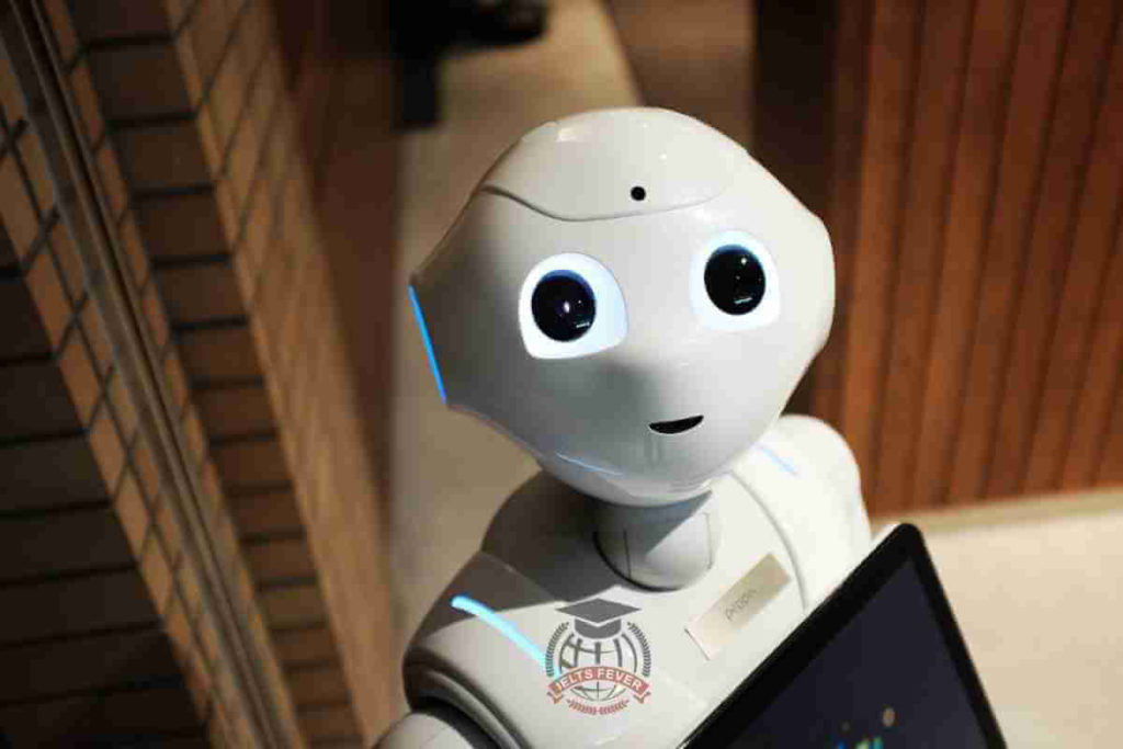 Friendly Robots Are Now Being Developed to Help People at Work and At Home (2) (1)