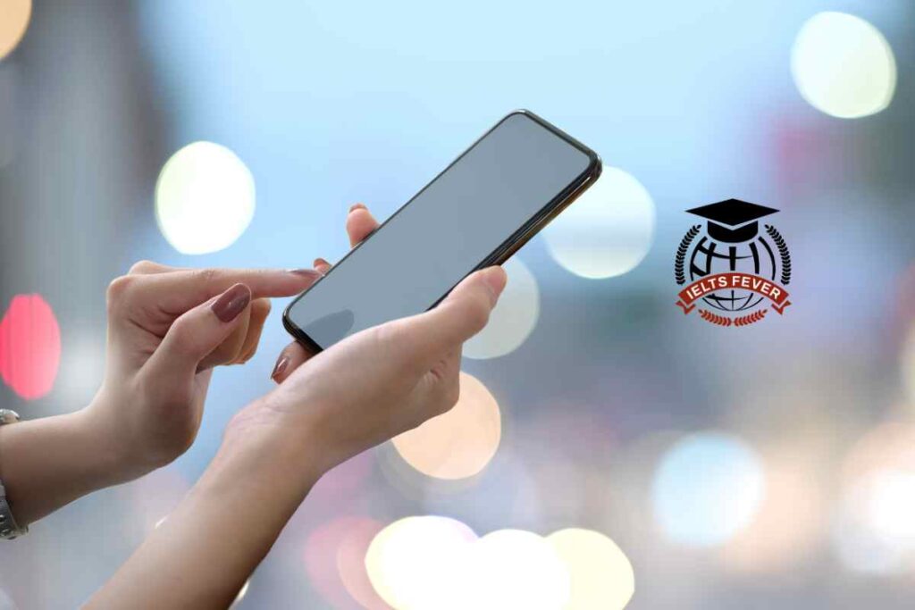 The Percentage of People Using Various Mobile Phone Features